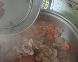 Foto del paso 3 de la receta: Hamburguesas con champiñones en olla rápida