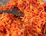 गाजर का हलवा (gajar ka halwa recipe in Hindi) रेसिपी चरण 2 फोटो