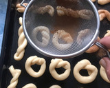 Foto del paso 6 de la receta: Trencitas y rollitos de huevo