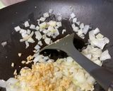 A picture of step 1 of Moroccan Chicken, Apricot and Almond tagine.