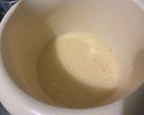 A picture of step 6 of Yogurt, Honey, and Chocolate Cake.