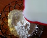 A picture of step 3 of Caramelised custurd dessert.