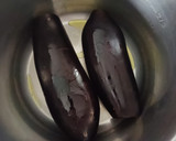 Foto del paso 1 de la receta: Empanada de berenjena asada y tomate seco