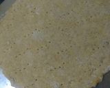 A picture of step 3 of Multi grain base spinach corn topped pizza.