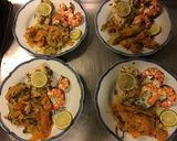 Une image de l'étape 6 de Gambas et dos de cabillaud marinés au gingembre et citron vert.