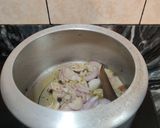 A picture of step 3 of ALOO ki TEHRI (a nice delicious one pot meal from Uttar Pradesh).