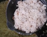 A picture of step 4 of Rava laddu.