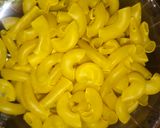 Foto langkah ke 1 dari resep Mac N Cheese Chiki Balls.