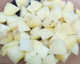 Foto langkah ke 2 dari resep Sauté Potatoes.