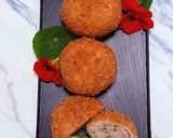 A picture of step 11 of Taro and Potato Croquettes.