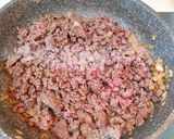 A picture of step 1 of Spaghetti with Tomato Sauce and Ground Beef.