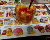 صورة لخطوة 4 من وصفة كوب فروت سلاد بعصير الجزر المسلوق التقيل 🍤🍧🍹🍷 (اختراع ياكوتش