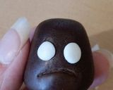 A picture of step 13 of Vickys Super Mario Cake Decoration Idea.