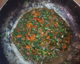 A picture of step 6 of Bread with spring onion sauce.