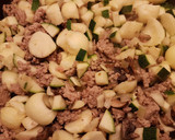Foto del paso 3 de la receta: Calabacines Rellenos de Carne