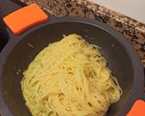 Foto del paso 3 de la receta Pasta con salsa de calabacín