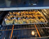 A picture of step 6 of Roasted Mussels with Garlic-Butter Crumbs.