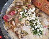 Foto del paso 4 de la receta Champiñones revueltos con gambas y espárragos verdes