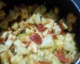A picture of step 2 of Lauki tamatar.