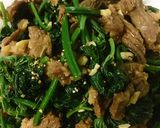 Hình bước làm 2 của món Đọt su su xào bò