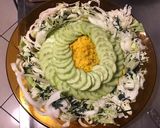 Une image de l'étape 6 de Salade iceberg,carottes jaunes,concombre et spiruline.