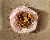 Foto del paso 8 de la receta: ⚡Crackers integrales con avena y semillas ⚡ Crocantes e irresistibles ⚡