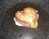 Foto del paso 3 de la receta: Huevo frito con salchicha