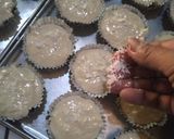 Foto langkah ke 5 dari resep Bolu Kelapa.