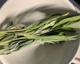 Foto del paso 1 de la receta Pasta al huevo con salvia y caviar