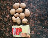 A picture of step 1 of Cornflour breaded baby potatoes.
