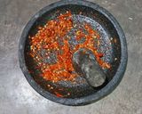Foto langkah ke 2 dari resep Sambal tempe panggang.