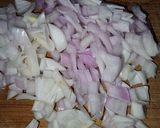Foto del paso 7 de la receta: Fideos guisados con alcachofas, espárragos y chirlas