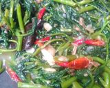 Foto langkah ke 6 dari resep Tumis kangkung teri gundul.