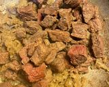 A picture of step 2 of Hachee (Dutch Beef & Onion Stew).