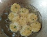 Foto langkah ke 4 dari resep Perkedel Kentang.
