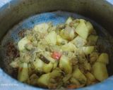 A picture of step 3 of Aloo bengan jhat pat.
