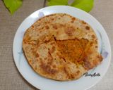 A picture of step 6 of Bihari Sattu Paratha.