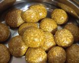 A picture of step 4 of Til gud ke Ladoo.
