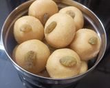 A picture of step 4 of Rava besan laddu.