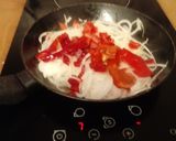 Foto del paso 1 de la receta: Tortilla de papa con chorizo fresco de cerdo