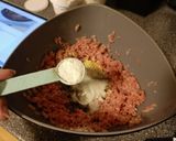 รูปขั้นตอนการทำที่ 2 ของ ลูกชิ้นหมู และ หมูยอ homemade ง่ายๆ ใช้สูตรเดียวกันได้เลย