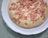 Foto langkah ke 6 dari resep Pizza Sosis Keju Kilat.