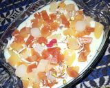 A picture of step 8 of Banana trifle.