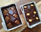 Foto langkah ke 5 dari resep Fudgy Shiny Crust Brownies.