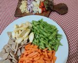 Foto langkah ke 1 dari resep Tumis Sayur dan Bakso.