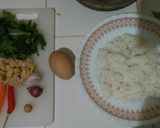 Foto langkah ke 1 dari resep Nasi Goreng Nugget.