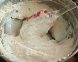 A picture of step 2 of Dahi bhalla.