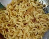 Foto langkah ke 2 dari resep Donat Indomie.
