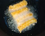 Foto langkah ke 3 dari resep Sate Roti Goreng Isi Sosis.