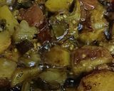 बैंगन आलू की सब्जी (baingan aloo ki sabzi recipe in Hindi) रेसिपी चरण 3 फोटो